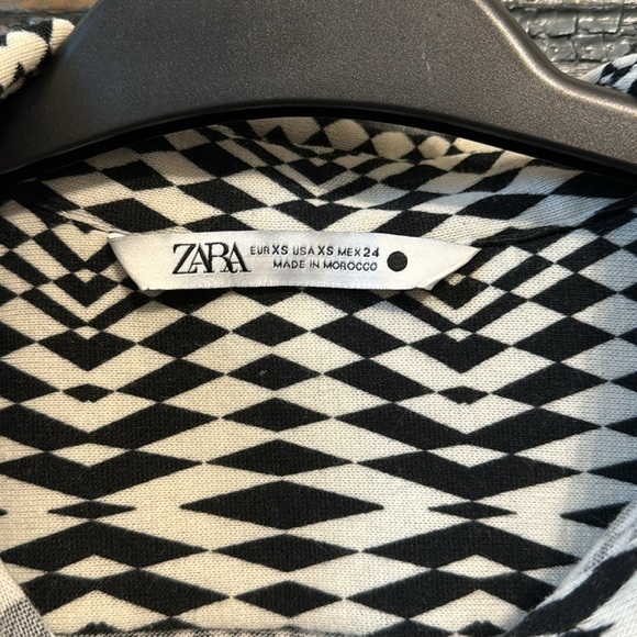 Zara Button Up Shirt - Picture 3 of 4